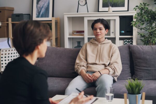 Psykoterapeut i Århus: Din Vej til Overvindelse af Angst og Stress